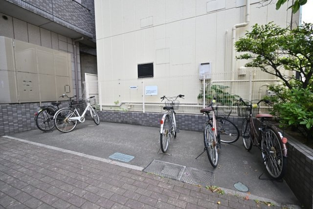 スカイコートヴァンテアン早稲田のその他共用部分|駐輪場