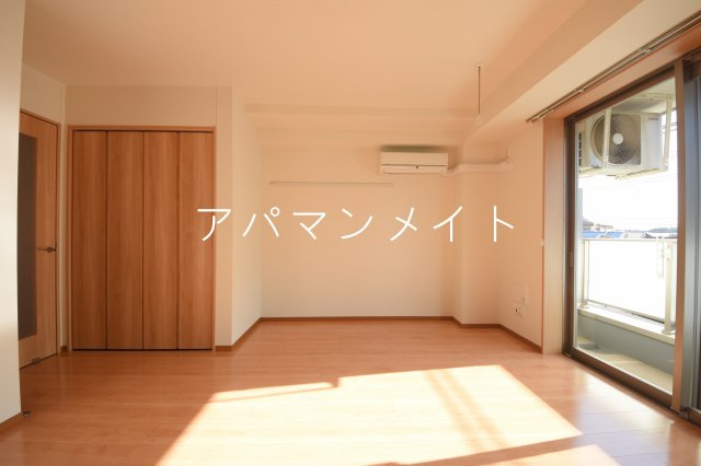 【寝室】 | フローラ東戸塚 | 戸塚周辺ならアパマンメイトへＬｅｔｓ Ｇｏ ！