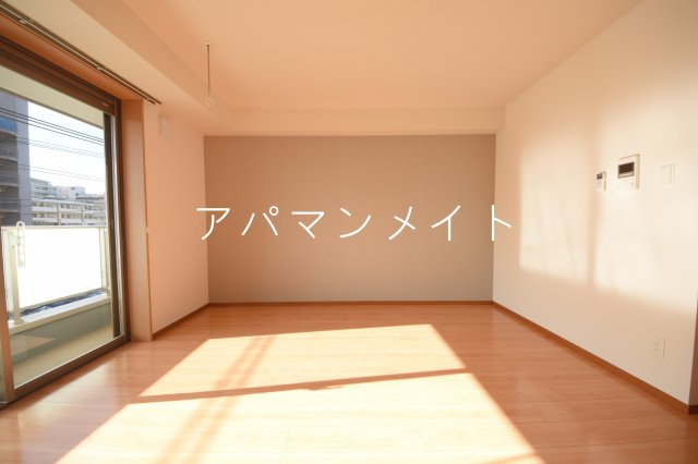 【居間・リビング】 | フローラ東戸塚 | 戸塚周辺ならアパマンメイトへＬｅｔｓ Ｇｏ ！