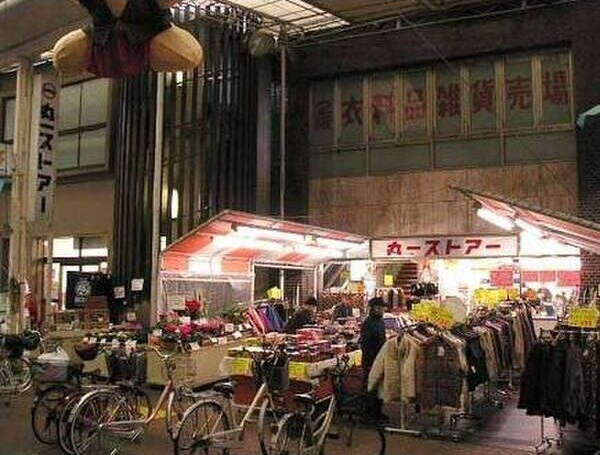 Makiki garden placeの周辺