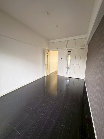 福岡市東区東浜１丁目の賃貸マンションの居間・リビング