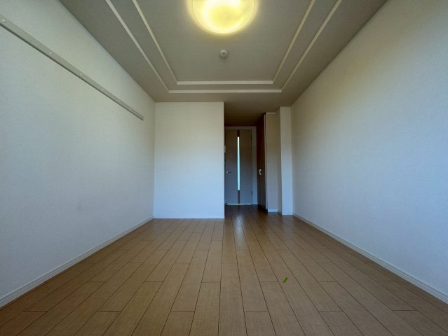 稲城市百村のアパートの寝室