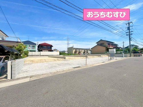 名東区勢子坊14期(全4棟)の前面道路含む現地写真