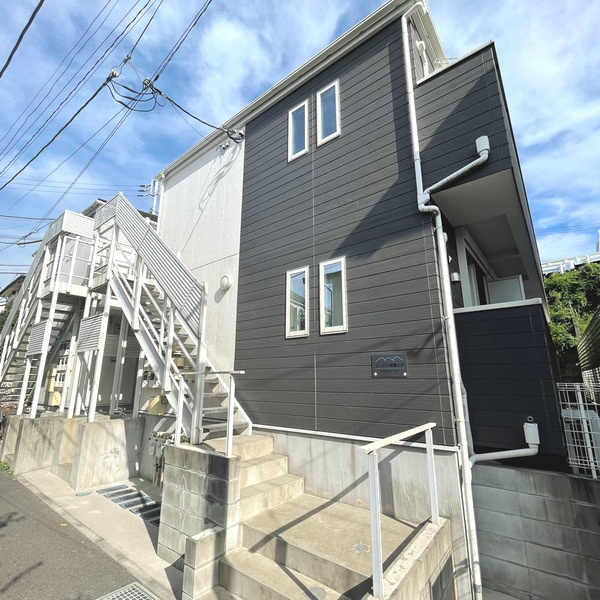 エーデル横濱山手の外観