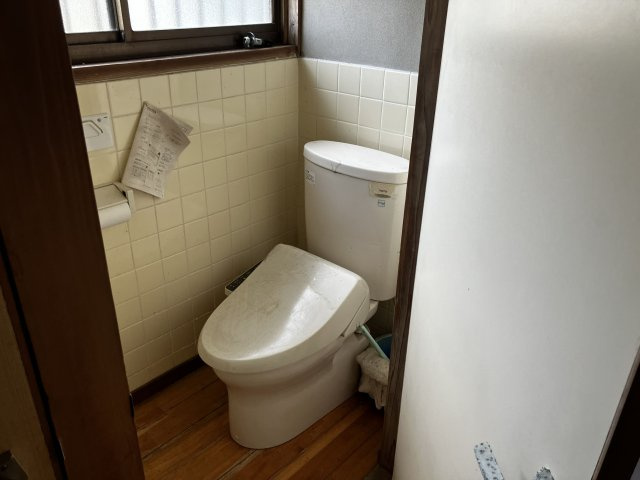 久留米市安武町　中古戸建のトイレ|水洗、下水です。