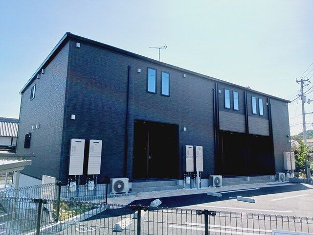 サンピィア．ＦＪの外観