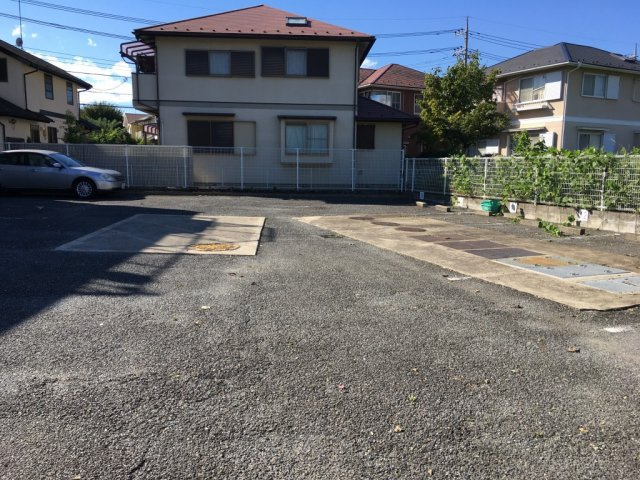 あるゾウパレス沢口町の駐車場|駐車場完備です
