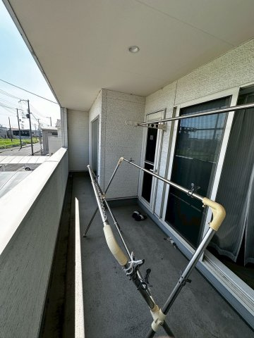 手柄　賃貸借戸建のバルコニー