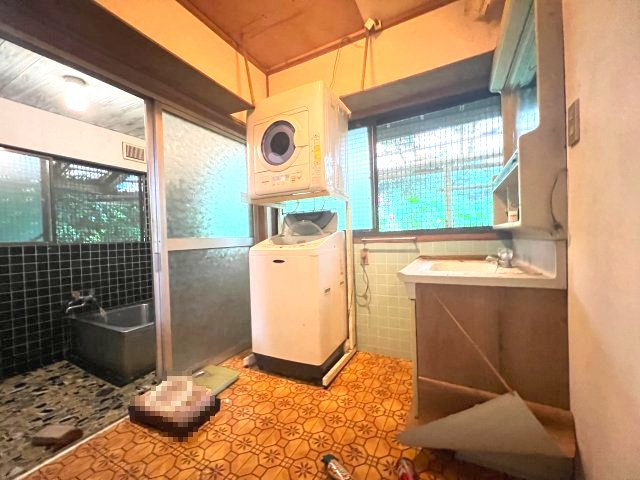朝倉市荷原　中古戸建　の洗面所