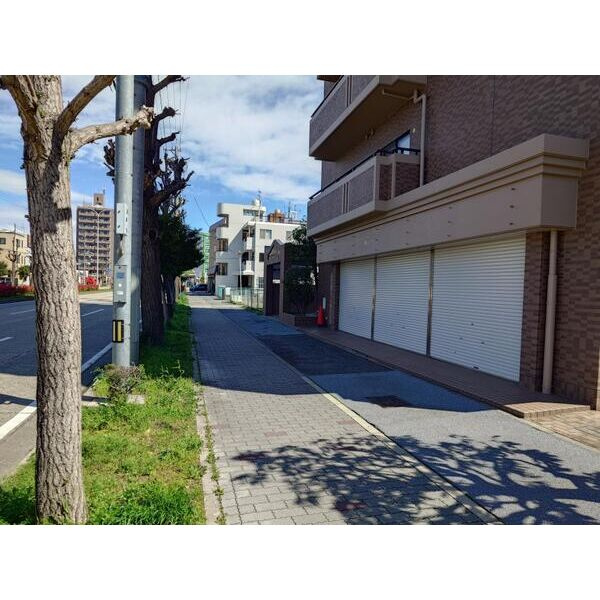 アピエス桜本町【　1階路面店　】