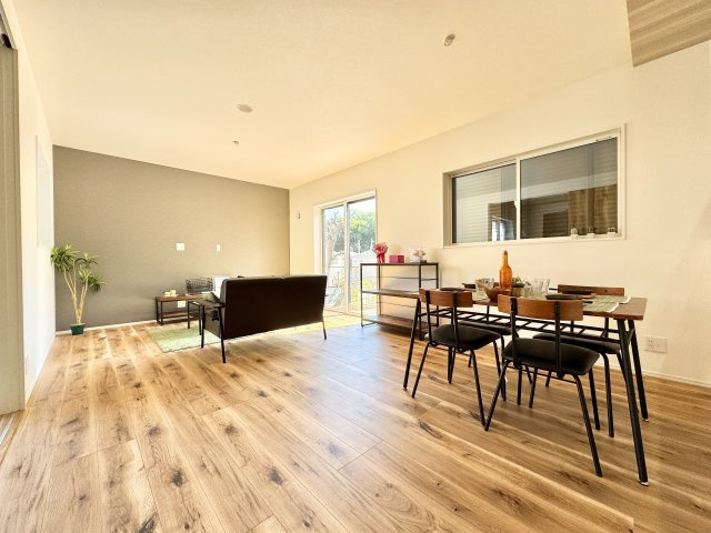 船橋市金杉８丁目４期の居間・リビング|建築施工例
