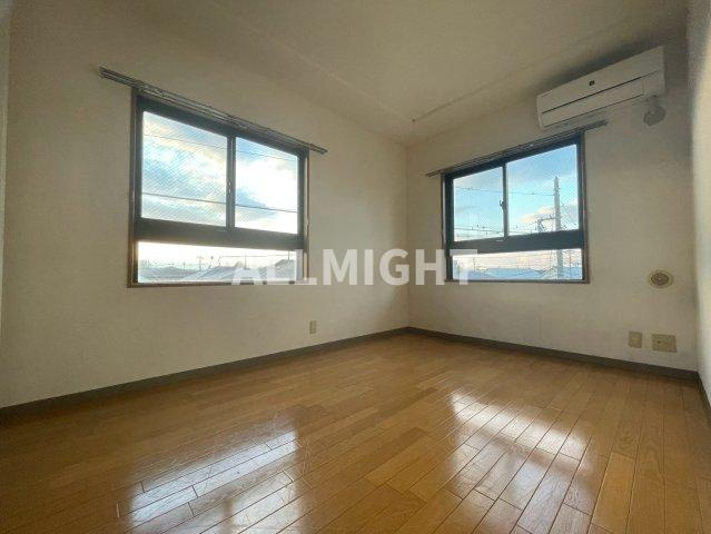 川崎市多摩区登戸の賃貸マンションの寝室|★お部屋探しはオールマイト不動産までご相談下さい♪【044-543-9135】