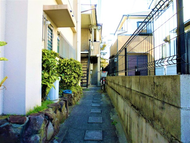 シャルル太寺の外観