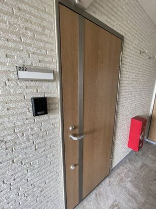 サンフレッシュ吉川の玄関