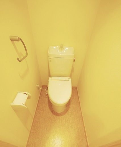 スパシエフィールドS新都心のトイレ|別部屋参照写真