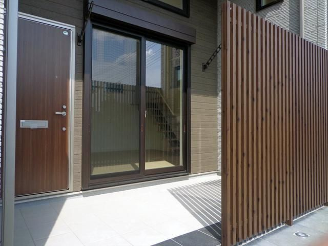 Casa市宿通りのエントランス