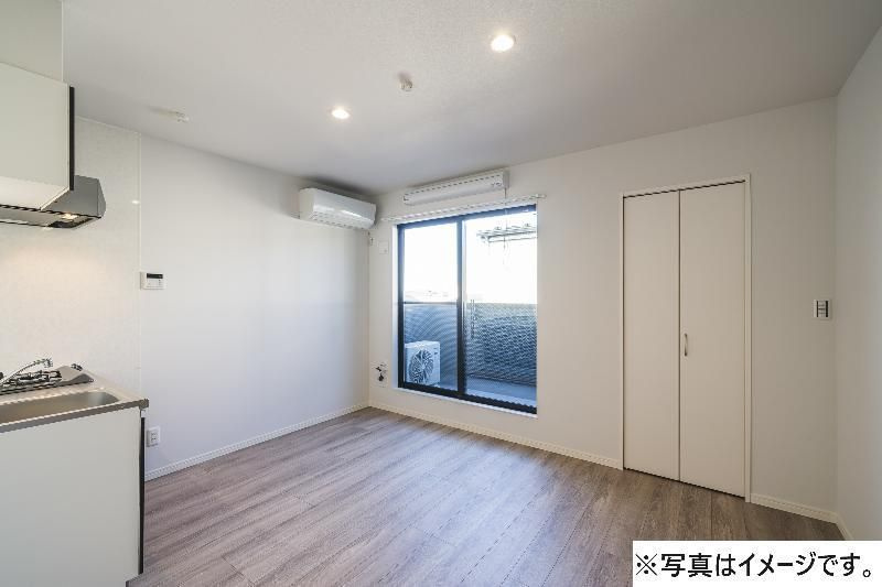 太陽と月の調和  ＬＵＮＡＲＥ元町（たいようとつきのちょうわ ルナーレモトチョウ）の居間・リビング|同施工イメージ写真