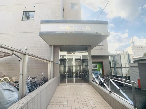 シルフィ大宮のエントランス