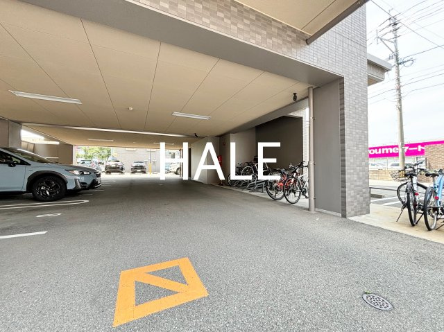 【駐車場】 | ツインリバーマーレ