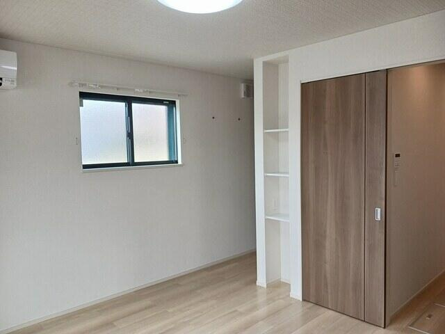 調布市飛田給１丁目のアパートの寝室