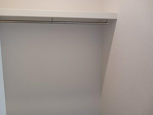 調布市飛田給１丁目のアパートの収納