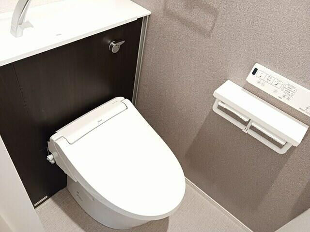 調布市飛田給１丁目のアパートのトイレ