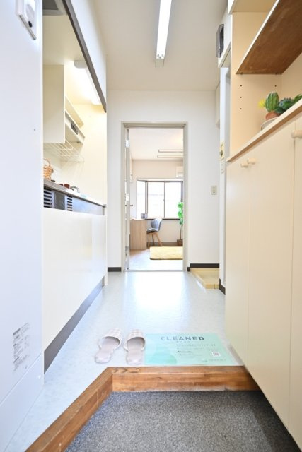 メゾン大野Ⅲの玄関|※家具・小物はイメージです