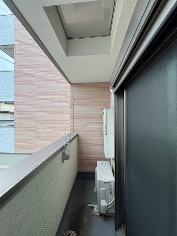 フジパレス堺諏訪森サウス のバルコニー