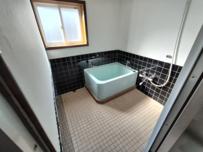【浴室】 | 弘前市松原東一丁目・中古住宅