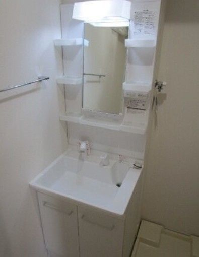 アンクレットの独立洗面台|※別部屋参考画像