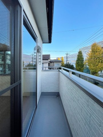 府中市住吉町２丁目のテラスのバルコニー