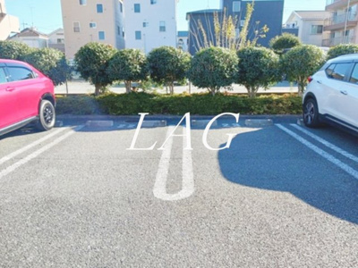 【駐車場】 | キュ－ズ・リヴィエ－ル | 駐車場です。