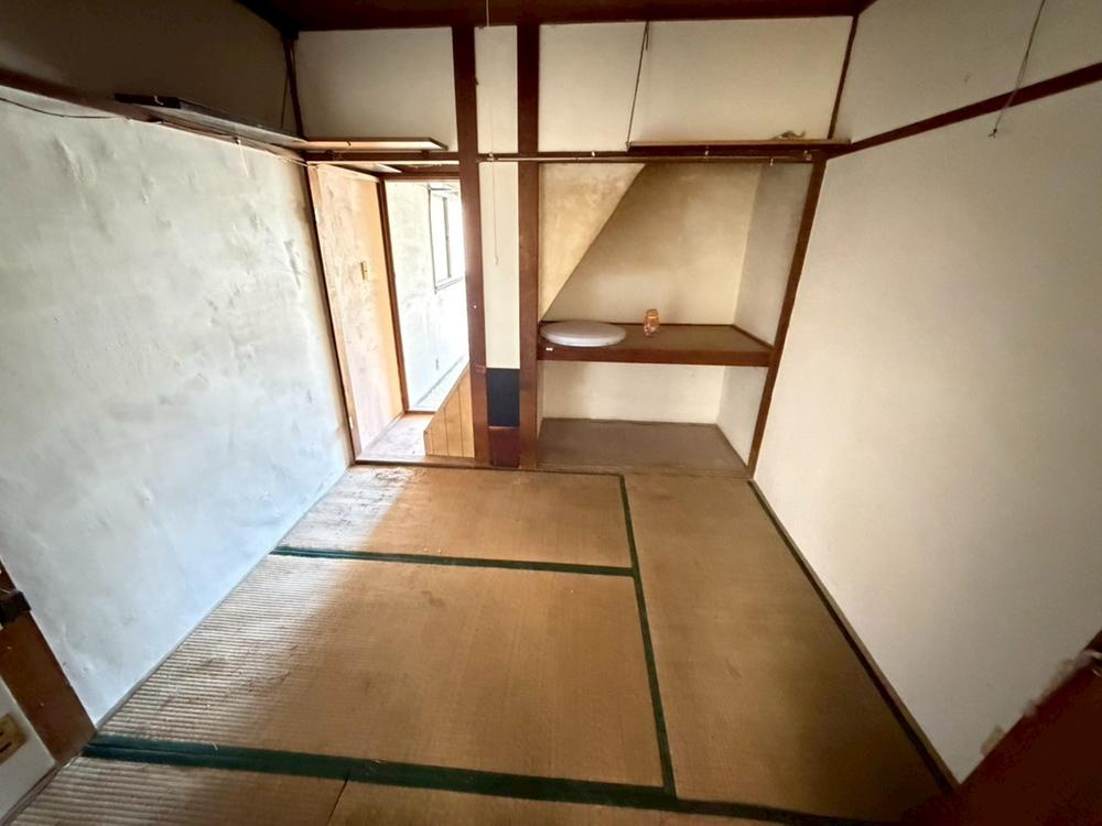 近江八幡市中小森町　中古戸建