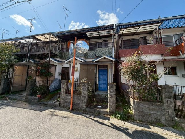 近江八幡市中小森町　中古戸建