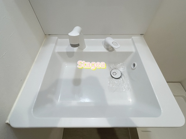 robot home 愛宕町Bの洗面所
