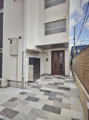 【エントランス】 | フォレストクリエオーレ上島町弐番館