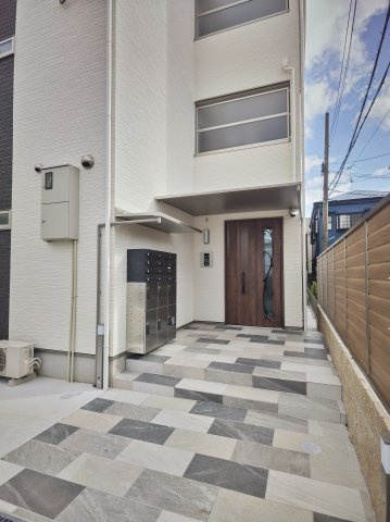 【エントランス】 | フォレストクリエオーレ上島町弐番館