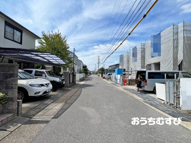 名東区勢子坊14期(全4棟)の前面道路含む現地写真