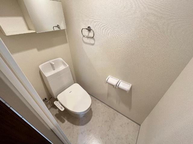 ｃａｓａ　ｅｓｔｅ唐津Ａのトイレ|シャワー付トイレ