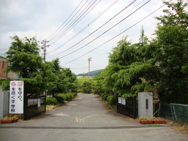 ファミール・ガーデンＫの周辺|唐津市立浜玉中学校まで2,258ｍ