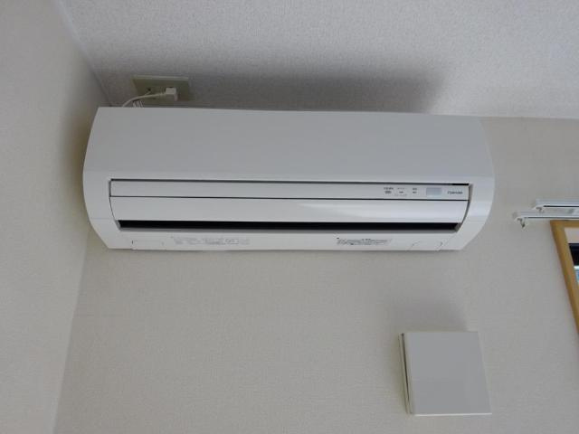 メゾンひばりヶ丘壱番館の設備|エアコン