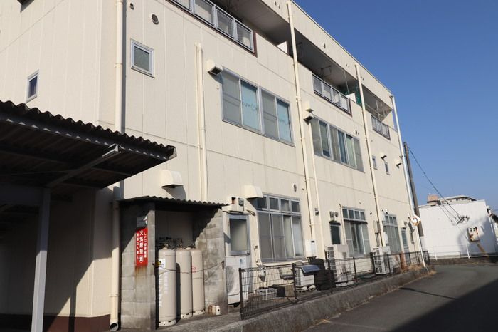 松本ビルの外観