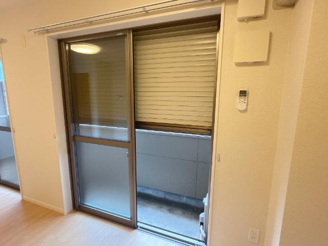 宝悠ハイムの内装|防犯シャッター