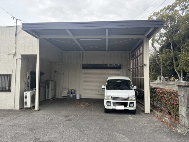 来迎寺貸工場のエントランス