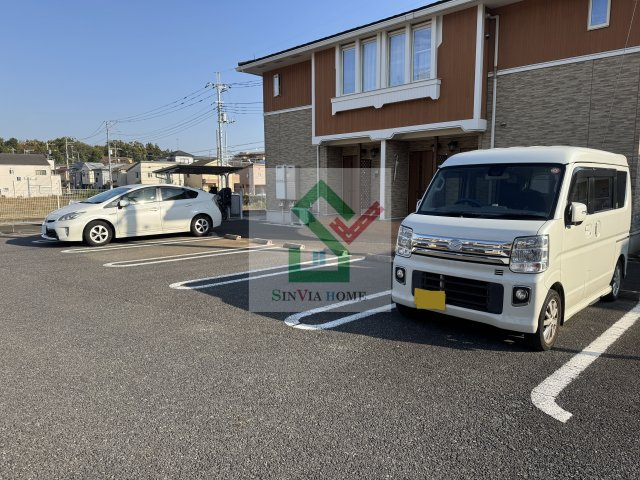 コズカイリーデ1の駐車場