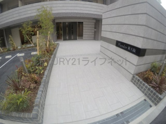【エントランス】