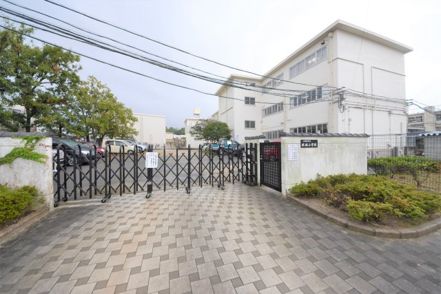 太宰府市坂本1丁目第2-2棟（1号棟）の周辺|水城小学校