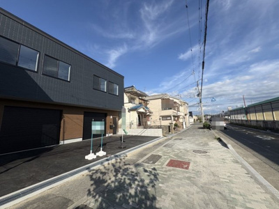 【前面道路含む現地写真】 | 和泉市池上町1丁目新築ガレージハウス | 前面道路