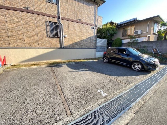 【駐車場】 | クレールアビタシオンKonishi | カースペースがあります