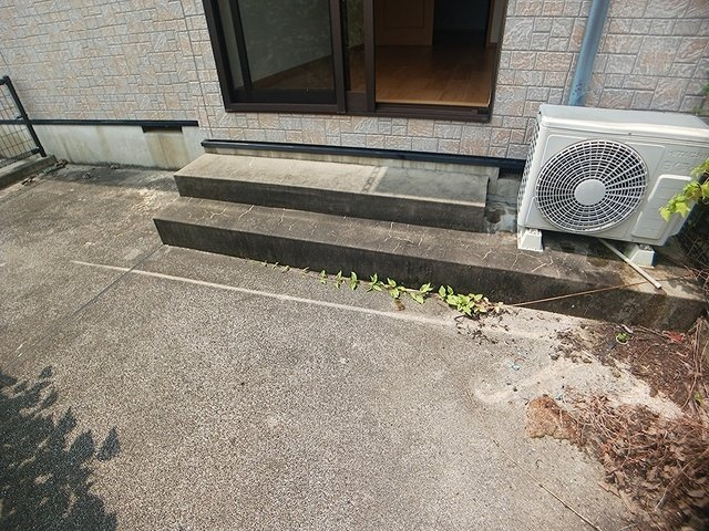 アヴニール遠賀Ｃの庭